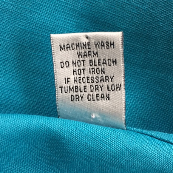 NWOT Linen-cotton blend long.-sleeved tunic. - Picture 7 of 7